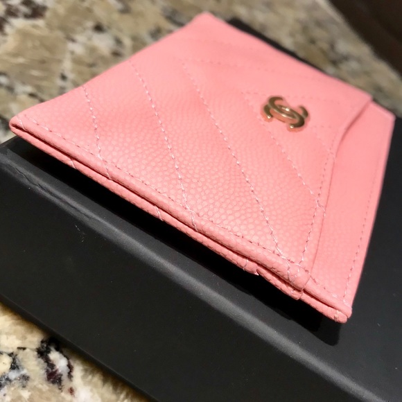 ❌Sold❌Chanel Matte Pink Caviar Leather Card Holder - Picture 5 of 8
